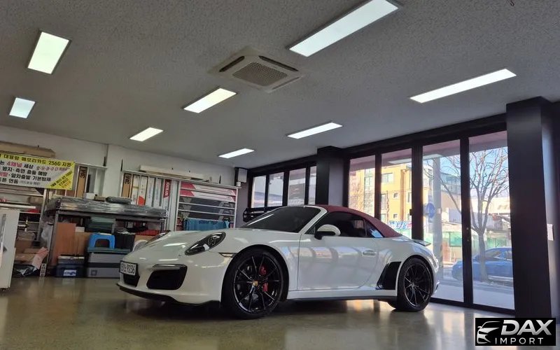 Porsche 911 CARRERA 4 CABRIOLET