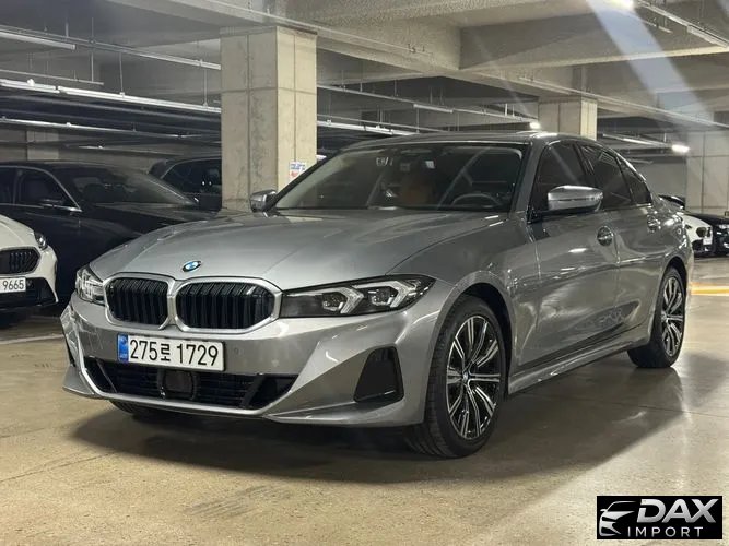 BMW 3-Series 320i