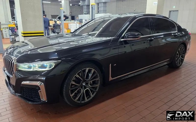 BMW 7-Series 740Li xDrive M Sport Package