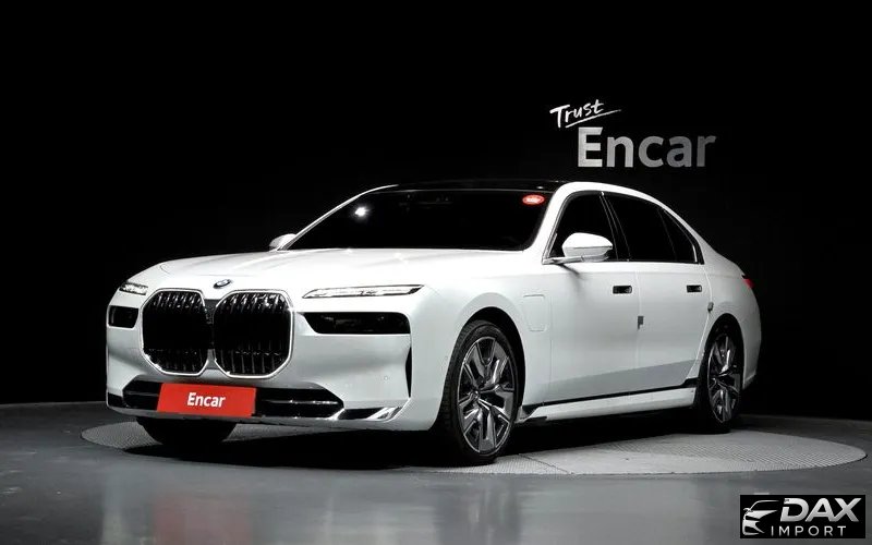 BMW 7-Series 750e xDrive Design Pure Excellence
