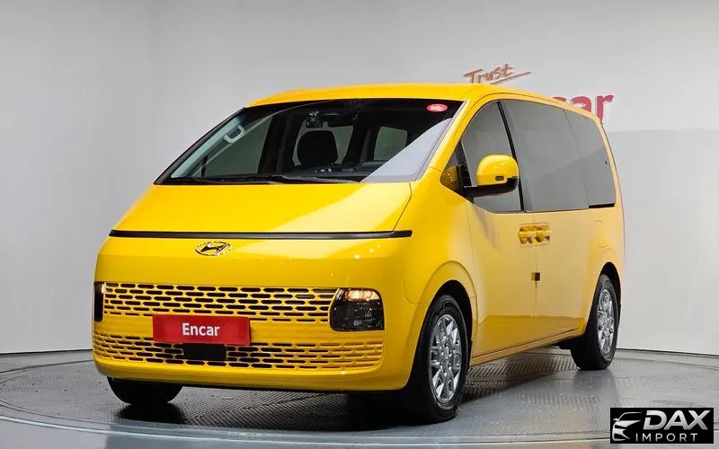 Hyundai Staria Tourer 11-Seater
