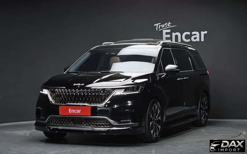 Kia Canival Gasoline 7-Seater Signature