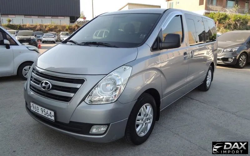 Hyundai Starex 5-Seater VAN