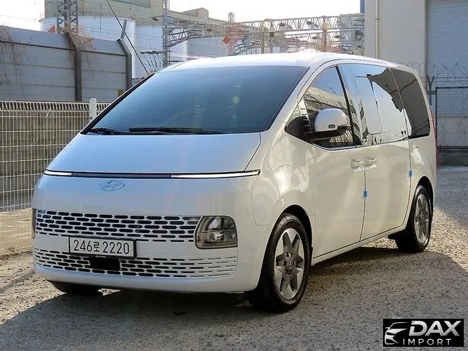 Hyundai Staria 4WD Tourer 9-Seater