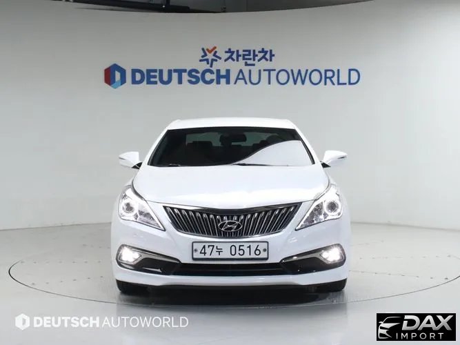 Hyundai Grandeur HG240 Modern