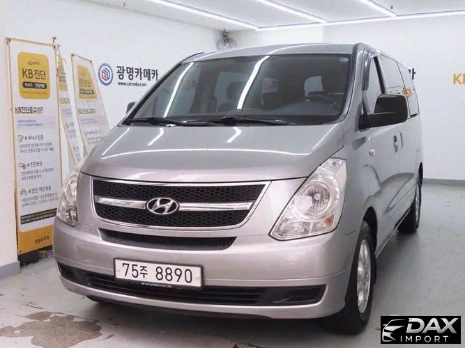 Hyundai Starex 12-Seater Wagon