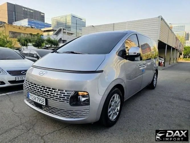 Hyundai Staria Tourer 11-Seater