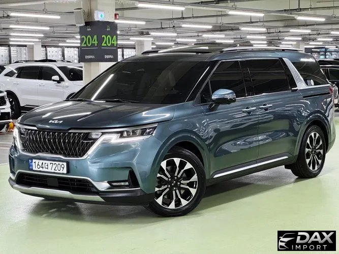 Kia Canival 9-Seater Signature