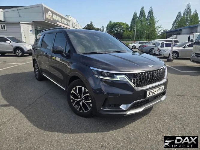 Kia Canival 9-Seater Noblesse