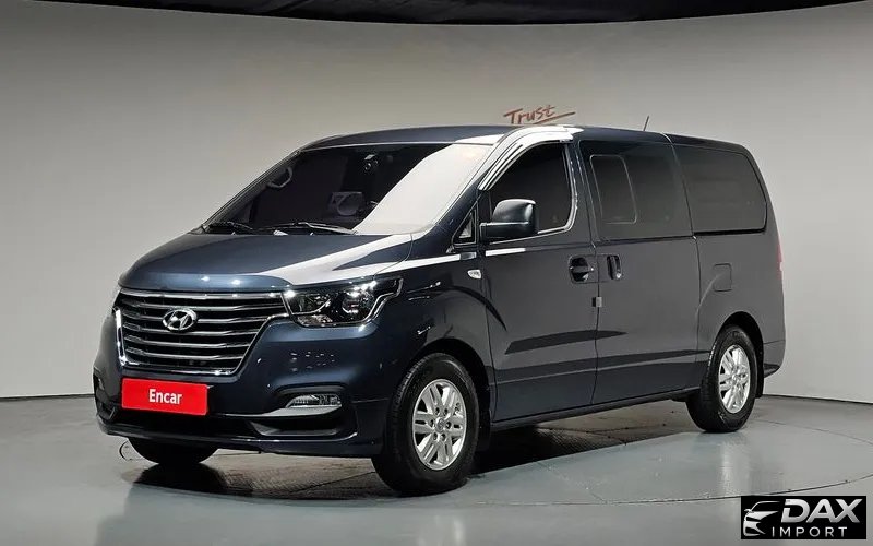 Hyundai Starex Van 5-Seater