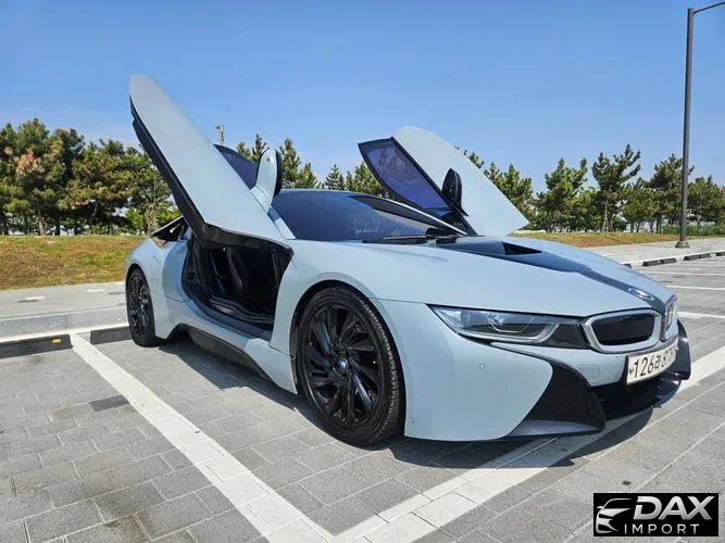 BMW i8 Coupe