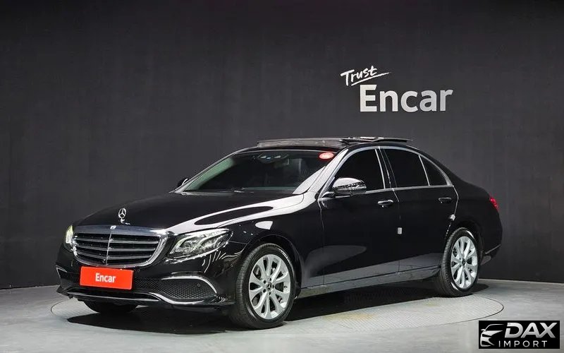 Mercedes-Benz E-Class E300 4MATIC Exclusive