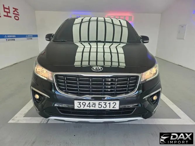 Kia Canival 9-Seater Prstige