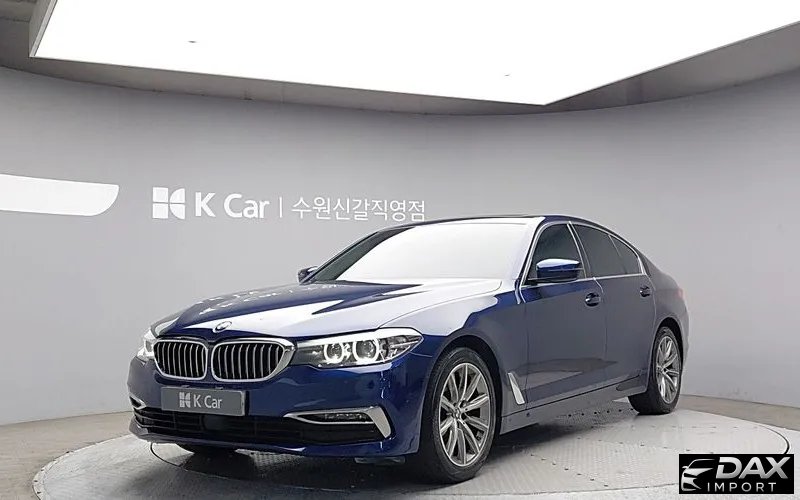 BMW 5-Series 520i Luxury
