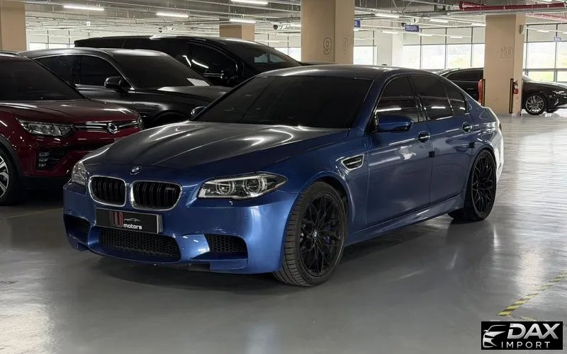 BMW M5 M5 Sedan