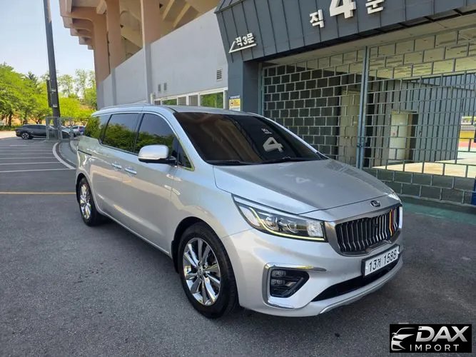 Kia Canival Gasoline 9-Seater Noblesse Special