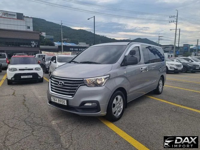 Hyundai Starex Wagon 12-Seater