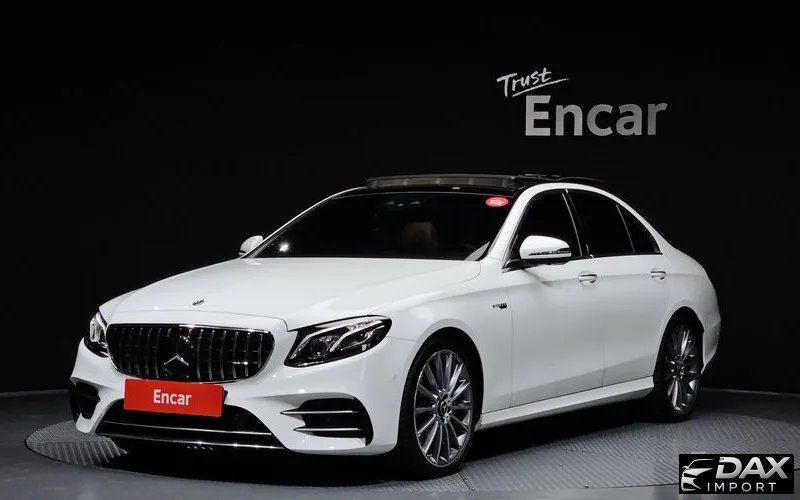 Mercedes-Benz E-Class E300 4MATIC AMG Line