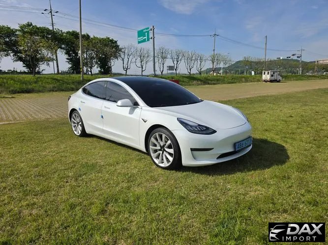 Tesla Model 3 Long Range AWD