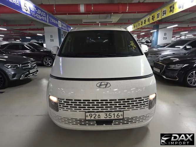 Hyundai Staria Cargo 3-Seater
