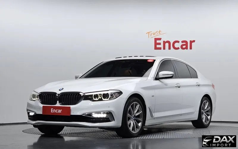BMW 5-Series 520i Luxury