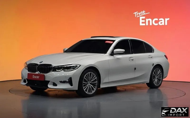 BMW 3-Series 320i Luxury