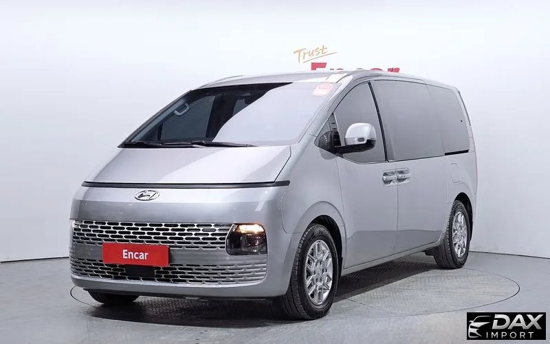 Hyundai Staria Tourer 11-Seater