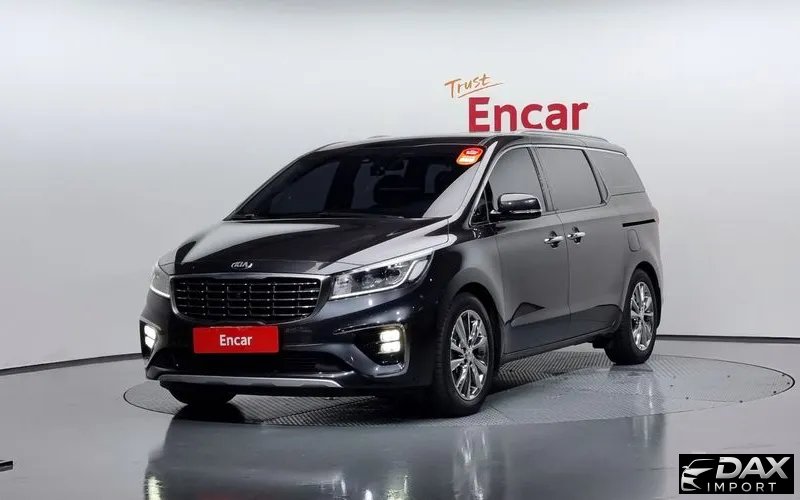 Kia Canival Gasoline 7-Seater Limousine