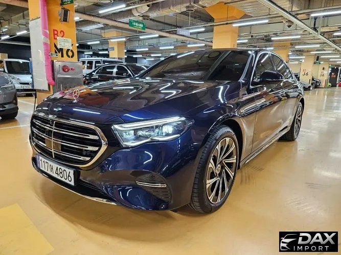 Mercedes-Benz E-Class E300 4MATIC Exclusive