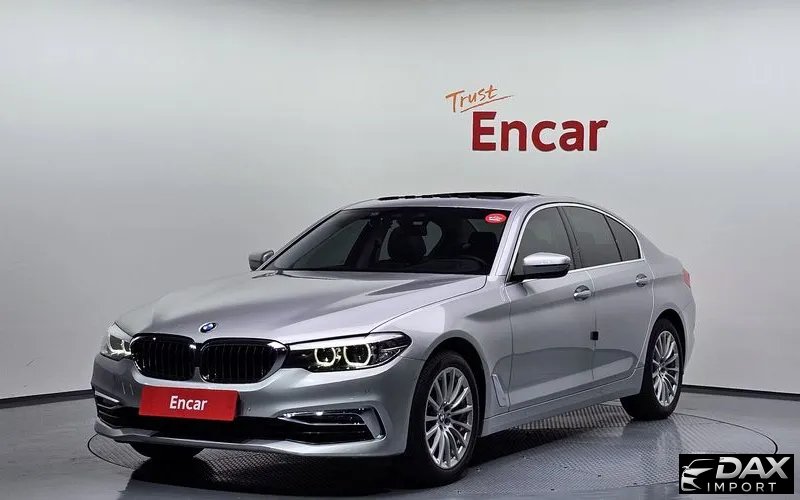 BMW 5-Series 520i Luxury