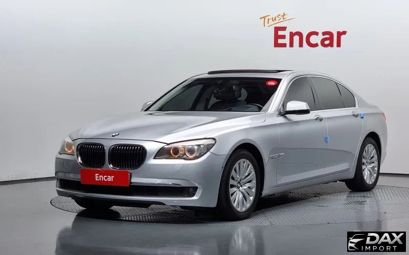 BMW 7-Series 740i