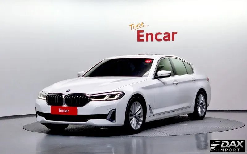 BMW 5-Series 530i xDrive Luxury