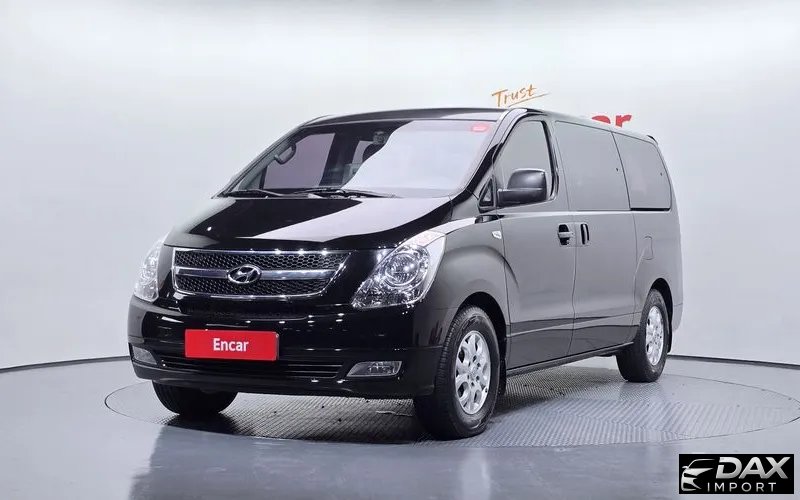 Hyundai Starex 12-Seater Wagon