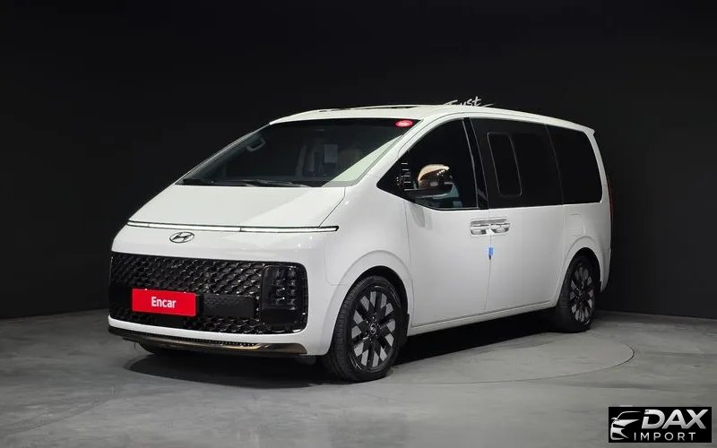 Hyundai Staria 4WD Lounge 7-Seater