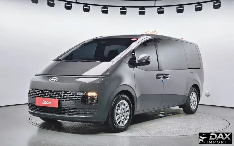 Hyundai Staria Tourer 9-Seater