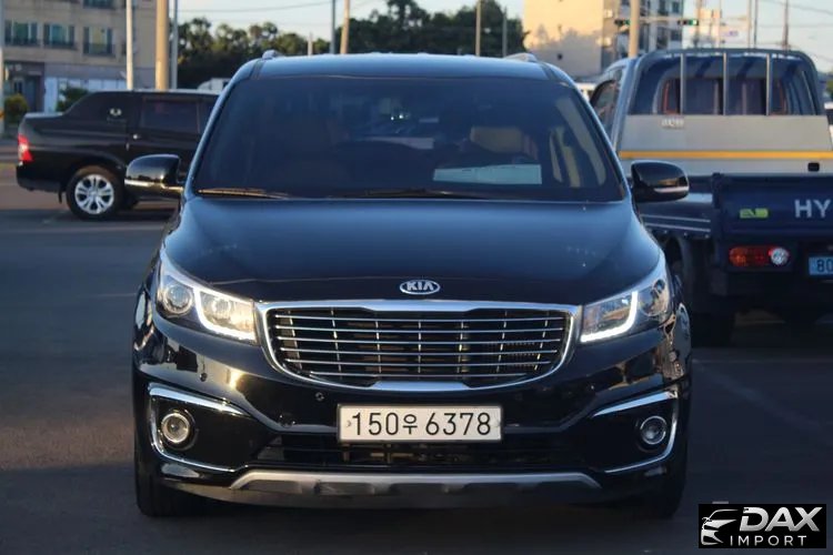 Kia Canival 9-seater Luxury