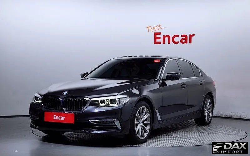 BMW 5-Series 520i Luxury