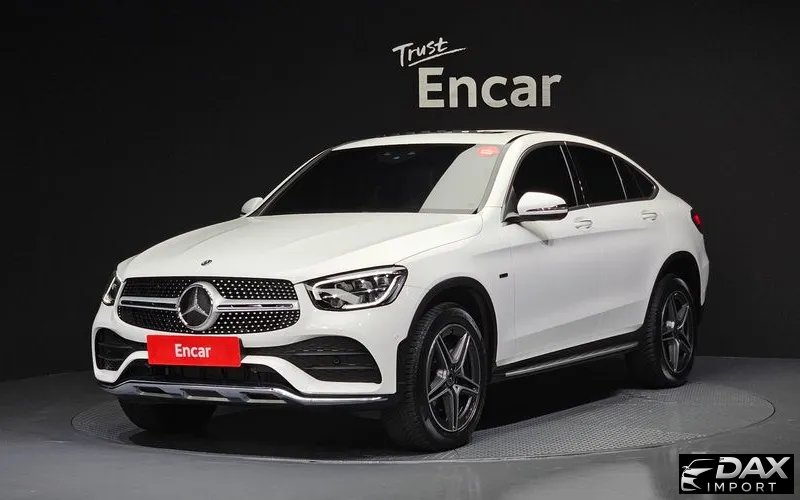 Mercedes-Benz GLC-Class GLC300e 4MATIC Coupe