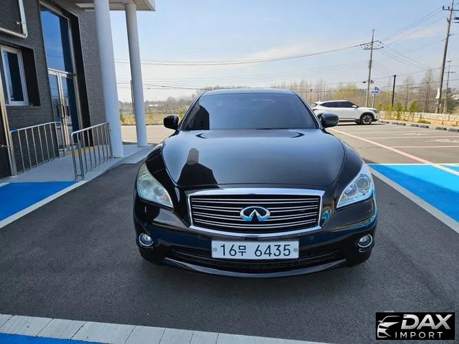 Infiniti M M37x AWD