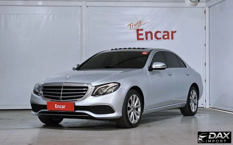 Mercedes-Benz E-Class E300 4MATIC Exclusive