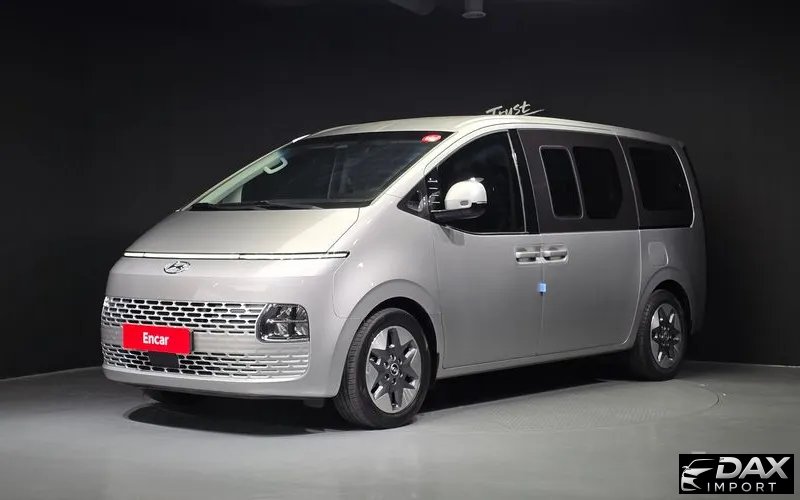 Hyundai Staria 4WD Tourer 9-Seater