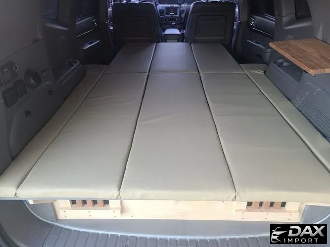 KG_Mobility_Ssangyong KORANDO 4WD GT 9-seater