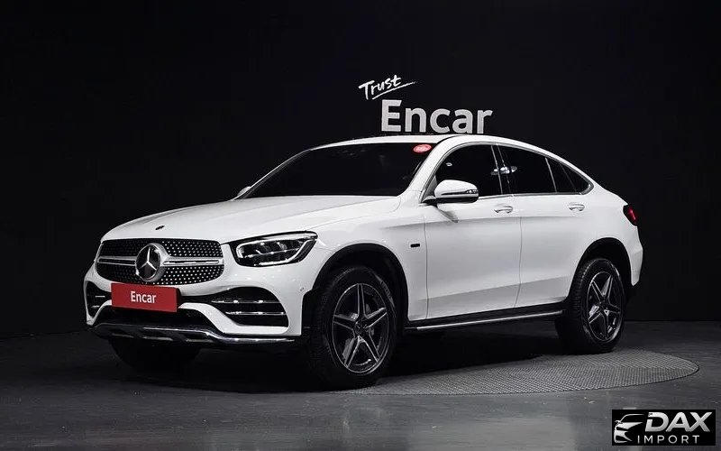 Mercedes-Benz GLC-Class GLC300e 4MATIC Coupe