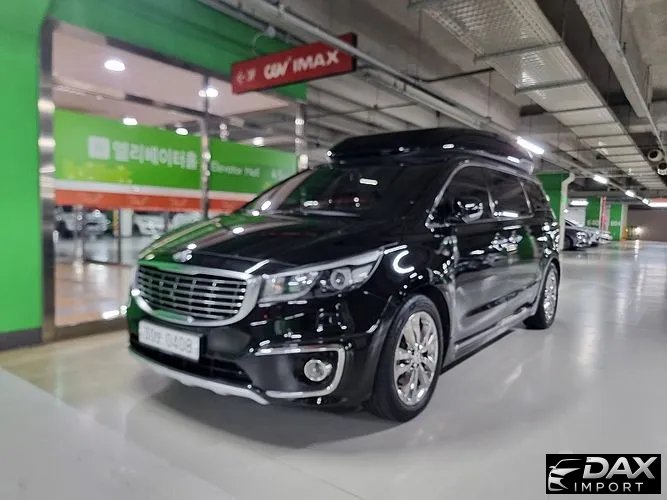 Kia Canival Gasoline 7-seater Hi-Limousine