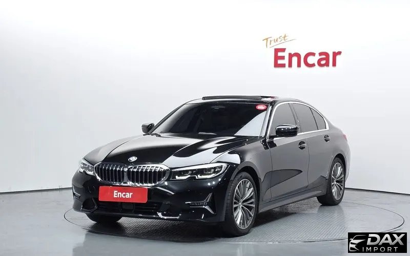 BMW 3-Series 320i Luxury