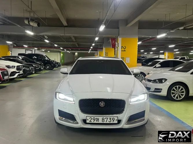 Jaguar XF 25t Portfolio