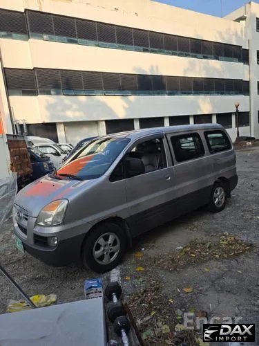 Hyundai Starex 3-Seater Window-Van