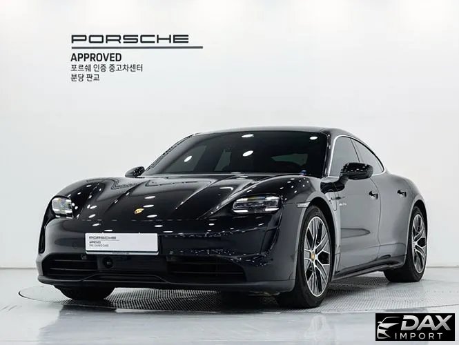 Porsche Taycan Base