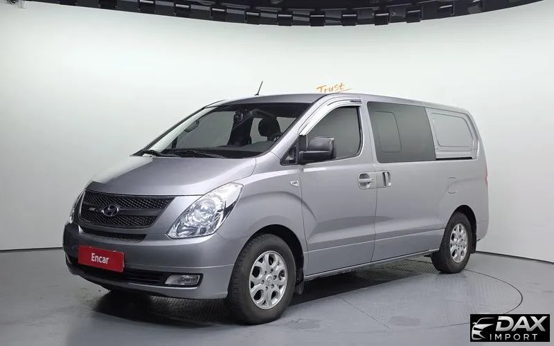 Hyundai Starex 5-Seater VAN