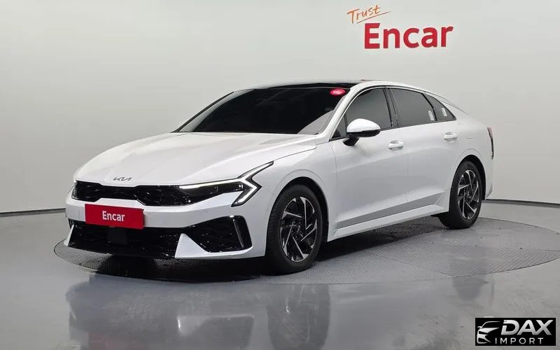 Kia K5 Signature